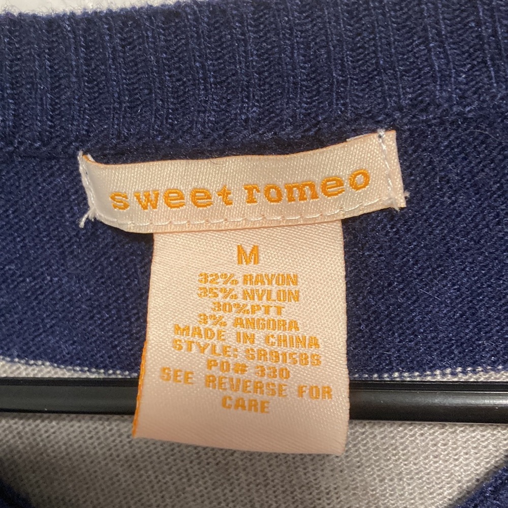 Sweet Romeo Sweater - Picture 3 of 7